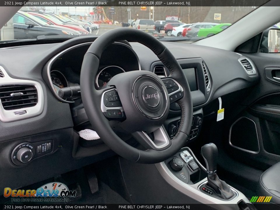 2021 Jeep Compass Latitude 4x4 Olive Green Pearl / Black Photo #12