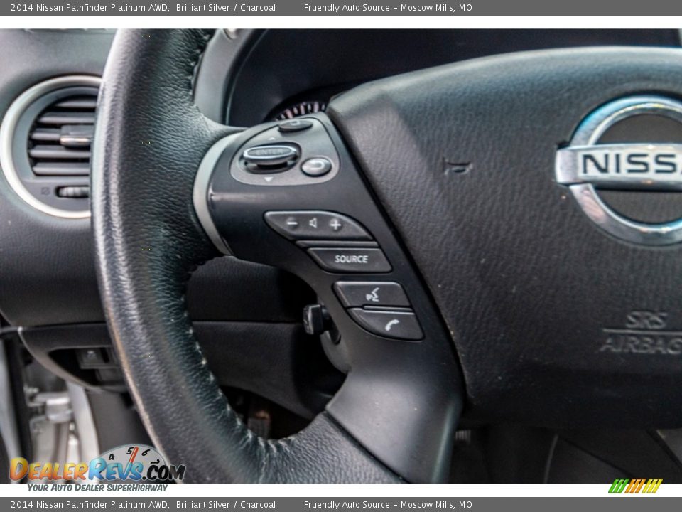 2014 Nissan Pathfinder Platinum AWD Brilliant Silver / Charcoal Photo #36