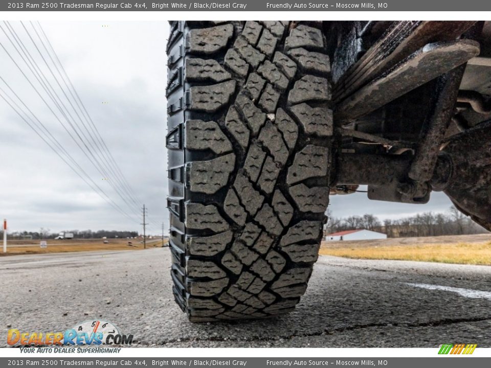 2013 Ram 2500 Tradesman Regular Cab 4x4 Bright White / Black/Diesel Gray Photo #12