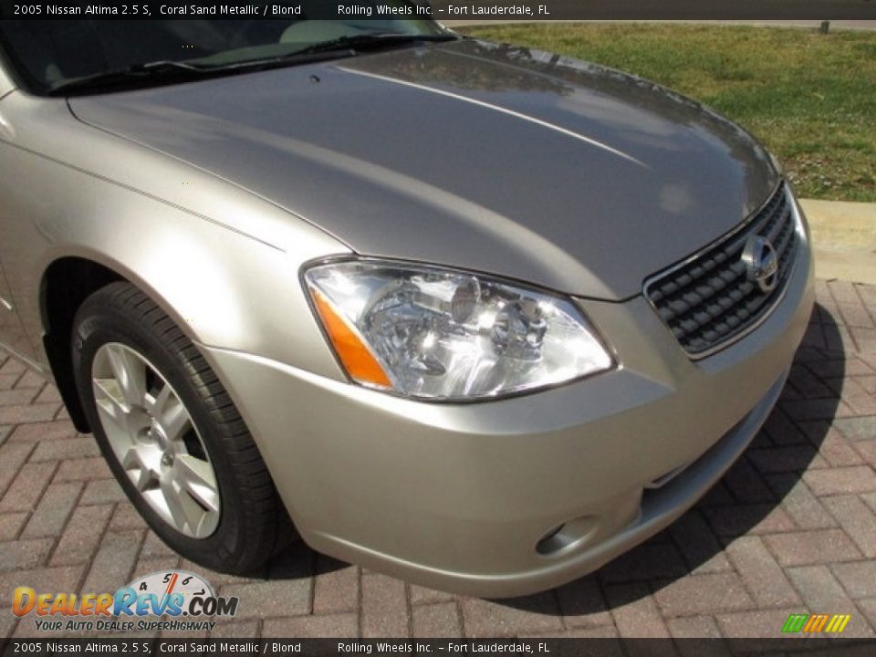 2005 Nissan Altima 2.5 S Coral Sand Metallic / Blond Photo #22