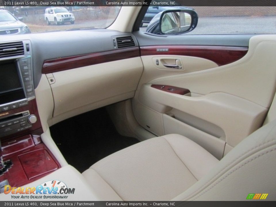 Front Seat of 2011 Lexus LS 460 Photo #14