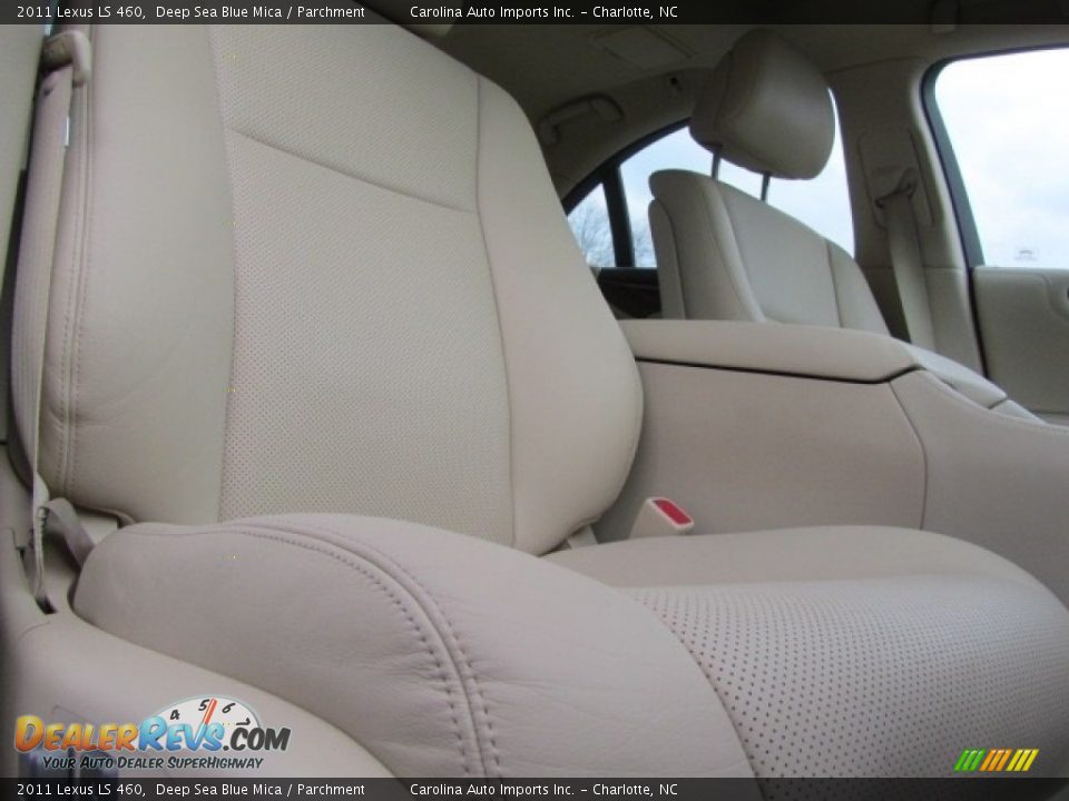 Front Seat of 2011 Lexus LS 460 Photo #22