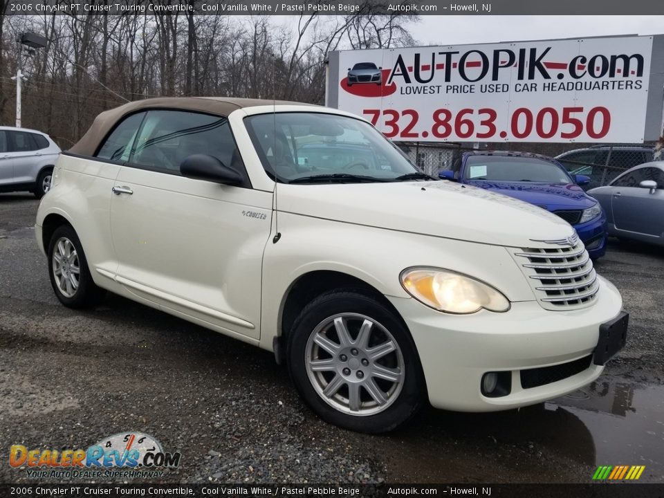 2006 Chrysler PT Cruiser Touring Convertible Cool Vanilla White / Pastel Pebble Beige Photo #1