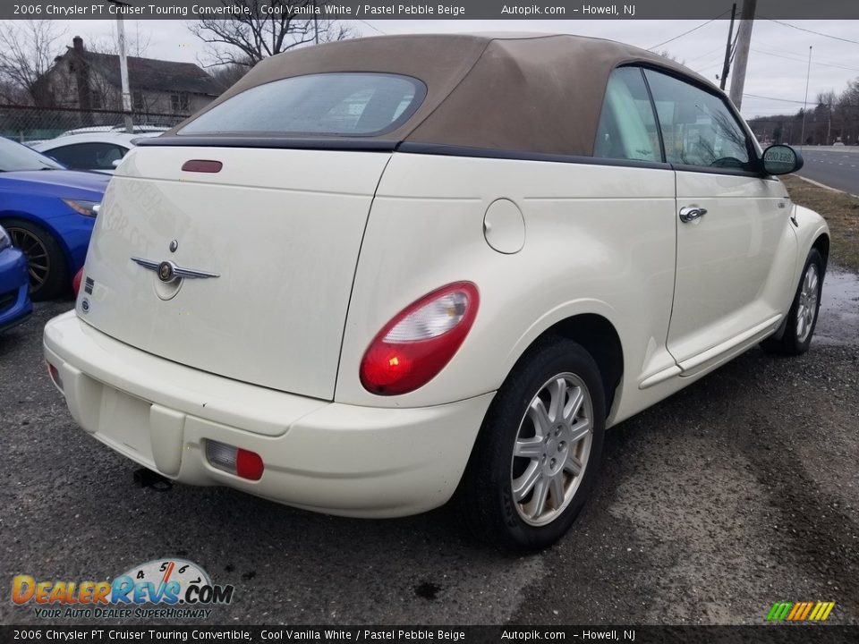 2006 Chrysler PT Cruiser Touring Convertible Cool Vanilla White / Pastel Pebble Beige Photo #3