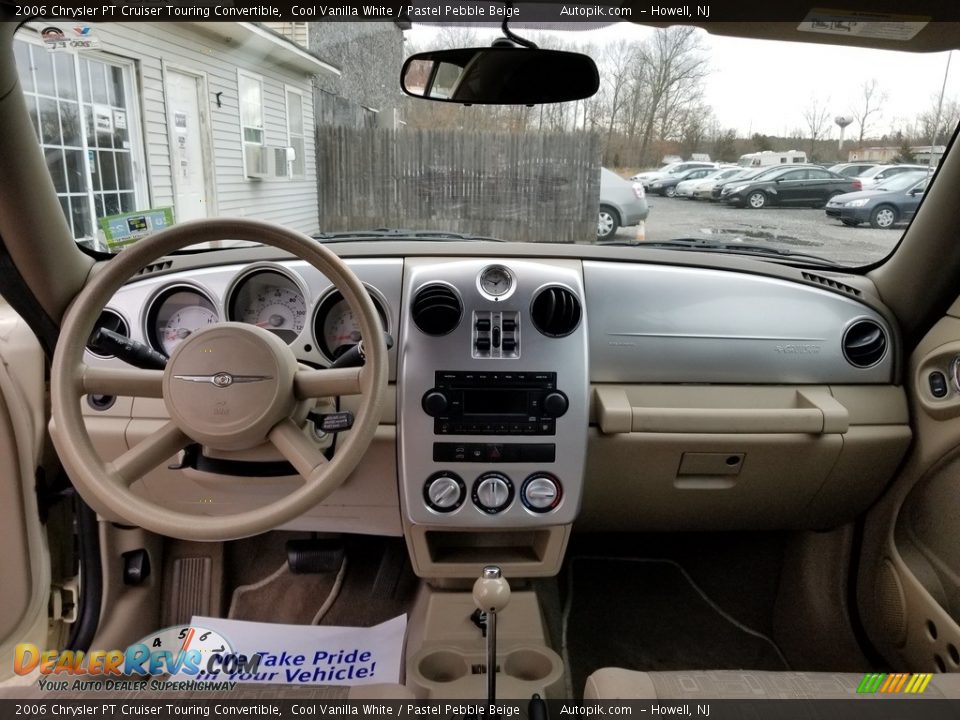 2006 Chrysler PT Cruiser Touring Convertible Cool Vanilla White / Pastel Pebble Beige Photo #12