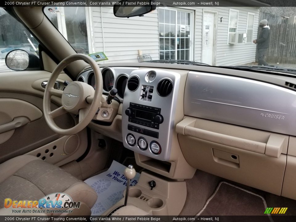 2006 Chrysler PT Cruiser Touring Convertible Cool Vanilla White / Pastel Pebble Beige Photo #13