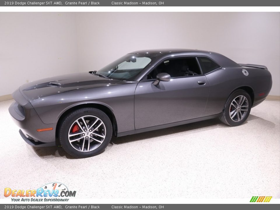 2019 Dodge Challenger SXT AWD Granite Pearl / Black Photo #3