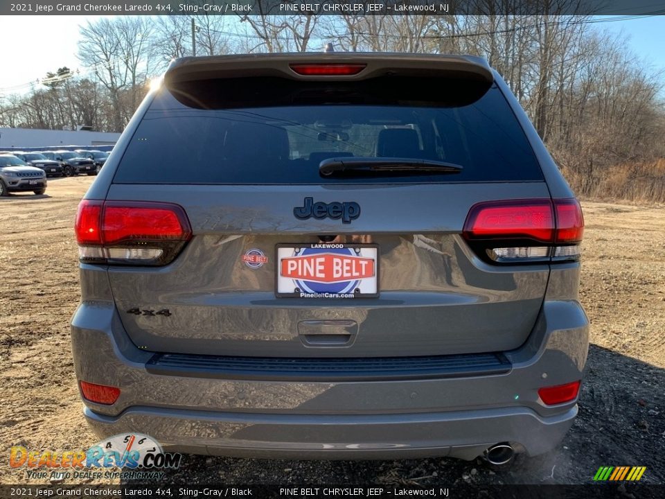 2021 Jeep Grand Cherokee Laredo 4x4 Sting-Gray / Black Photo #7