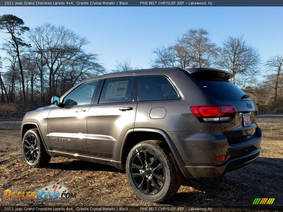 2021 Jeep Grand Cherokee Laredo 4x4 Granite Crystal Metallic / Black Photo #6