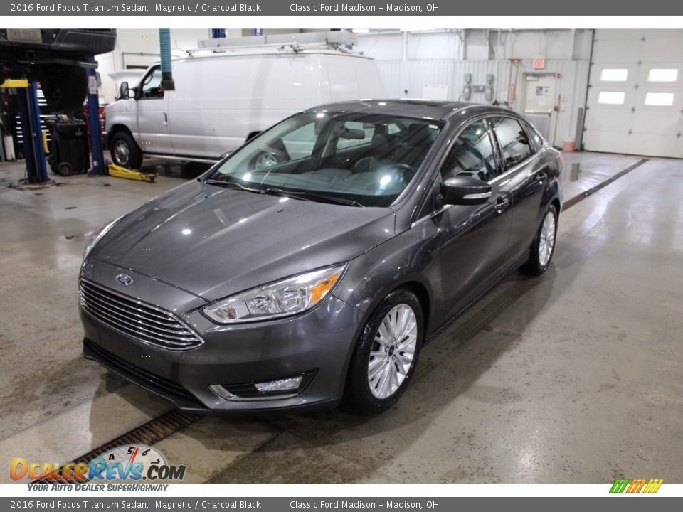 2016 Ford Focus Titanium Sedan Magnetic / Charcoal Black Photo #1
