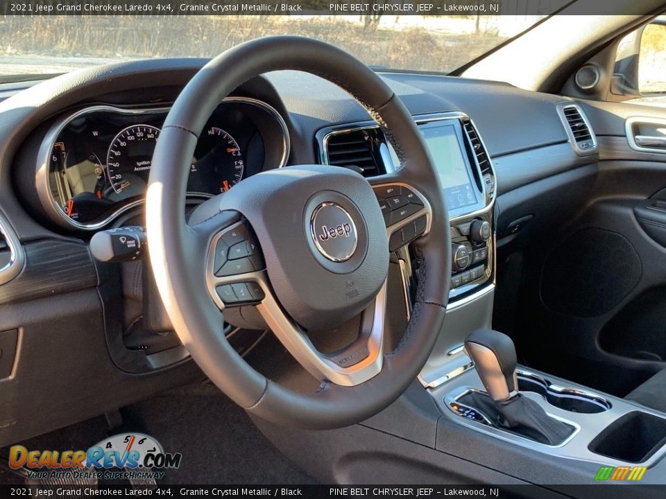 2021 Jeep Grand Cherokee Laredo 4x4 Granite Crystal Metallic / Black Photo #12