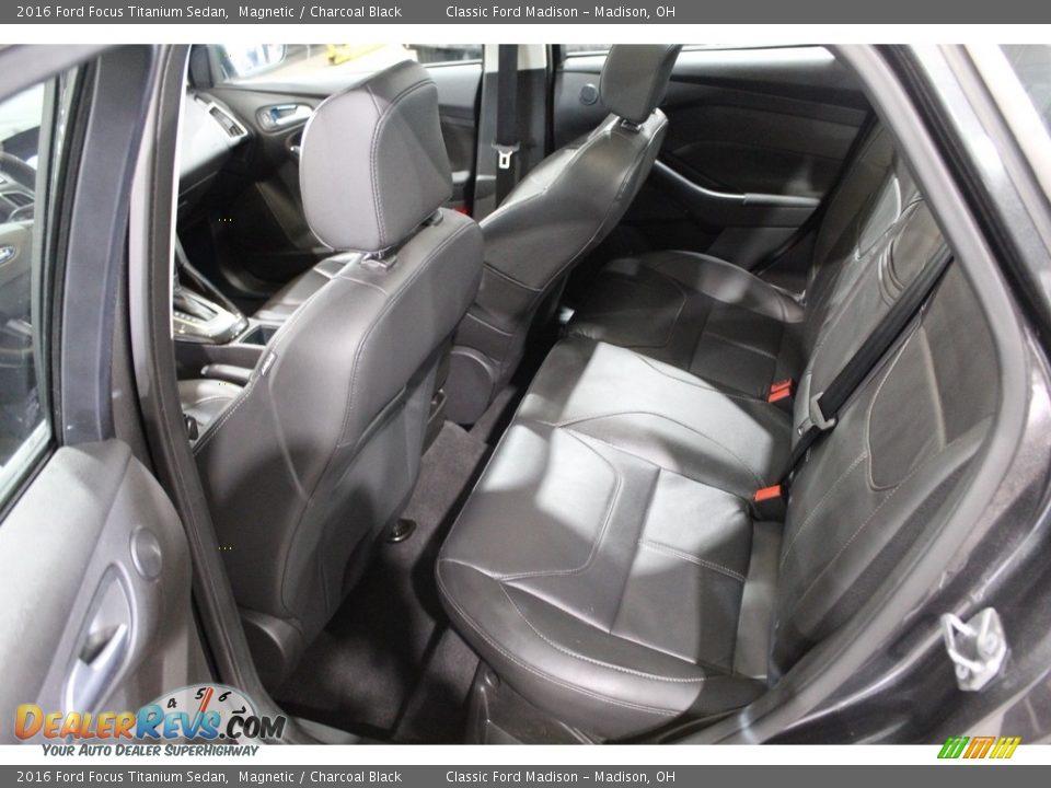 2016 Ford Focus Titanium Sedan Magnetic / Charcoal Black Photo #12