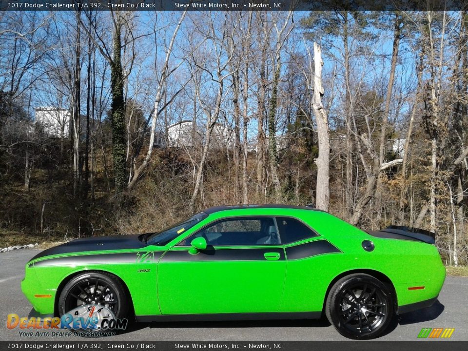 Green Go 2017 Dodge Challenger T/A 392 Photo #1