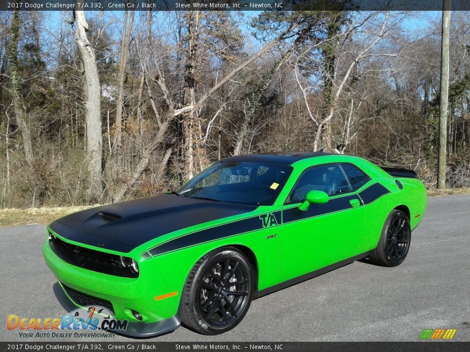 2017 Dodge Challenger T/A 392 Green Go / Black Photo #2