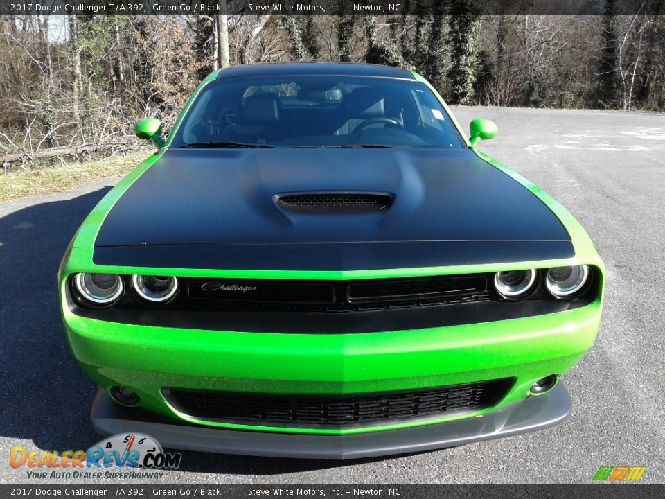 2017 Dodge Challenger T/A 392 Green Go / Black Photo #3