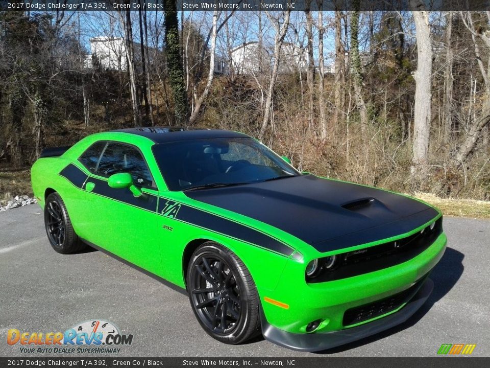 Front 3/4 View of 2017 Dodge Challenger T/A 392 Photo #4