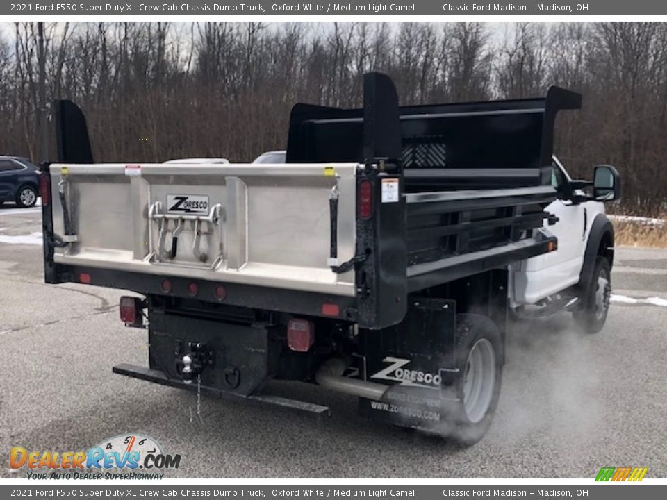 2021 Ford F550 Super Duty XL Crew Cab Chassis Dump Truck Oxford White / Medium Light Camel Photo #4