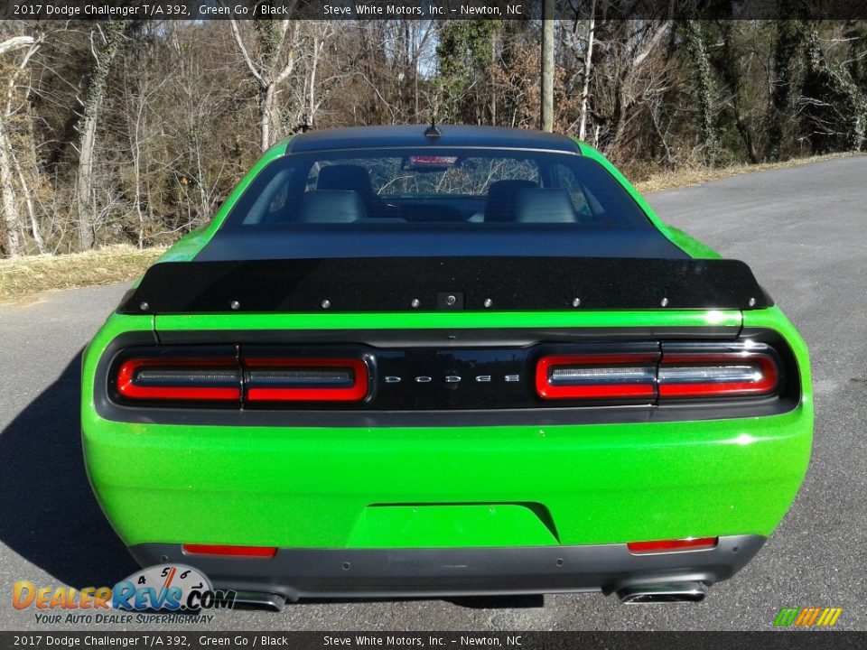 2017 Dodge Challenger T/A 392 Green Go / Black Photo #7