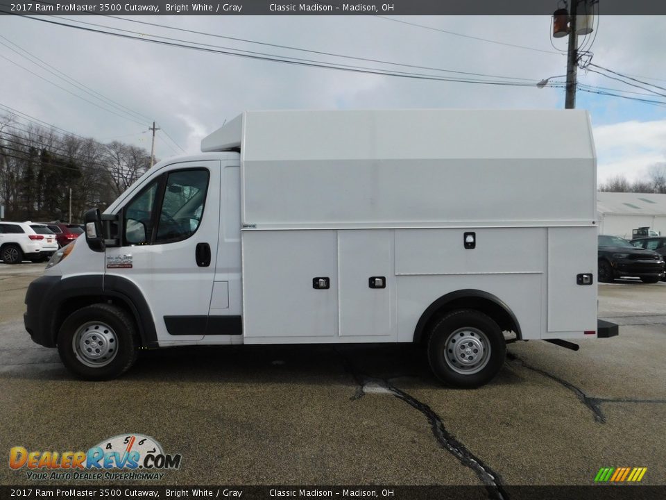 2017 Ram ProMaster 3500 Cutaway Bright White / Gray Photo #2