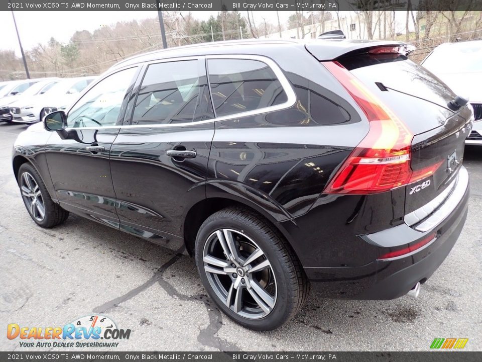 2021 Volvo XC60 T5 AWD Momentum Onyx Black Metallic / Charcoal Photo #4