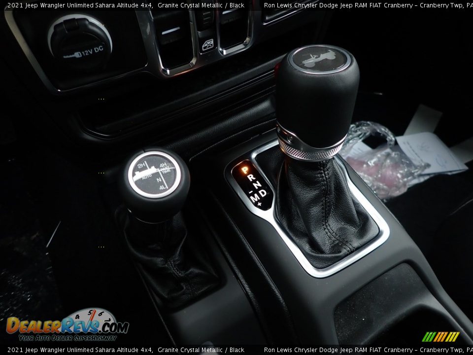 2021 Jeep Wrangler Unlimited Sahara Altitude 4x4 Shifter Photo #12