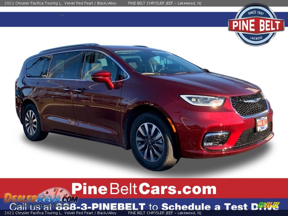 2021 Chrysler Pacifica Touring L Velvet Red Pearl / Black/Alloy Photo #1