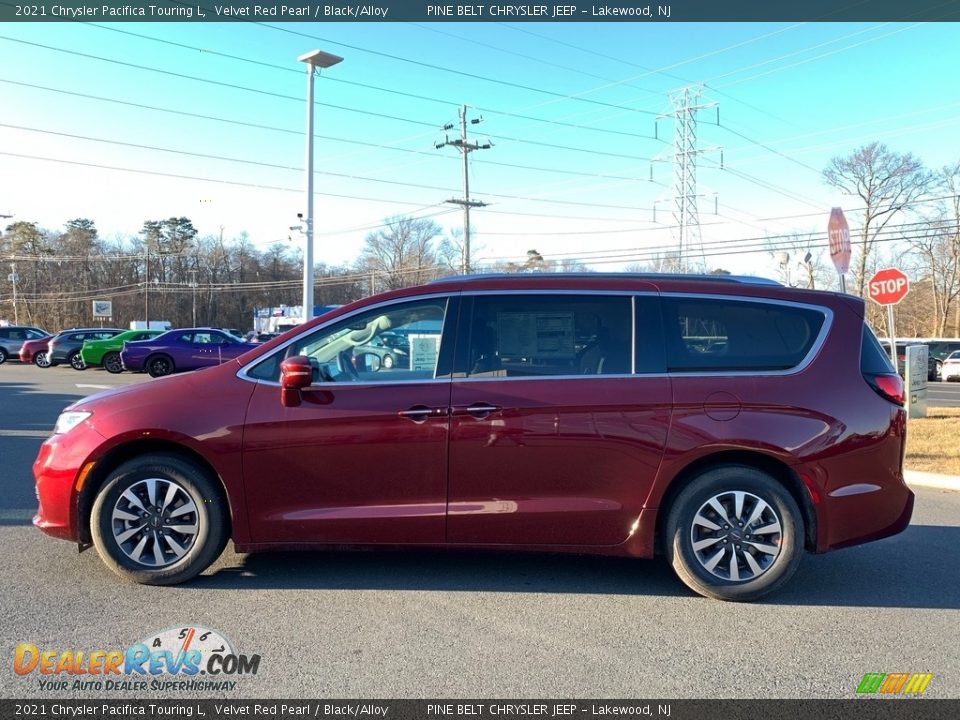 2021 Chrysler Pacifica Touring L Velvet Red Pearl / Black/Alloy Photo #4