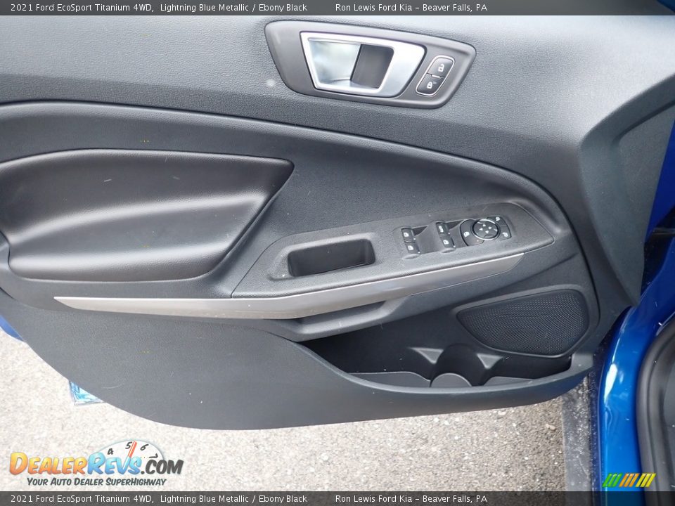 Door Panel of 2021 Ford EcoSport Titanium 4WD Photo #14