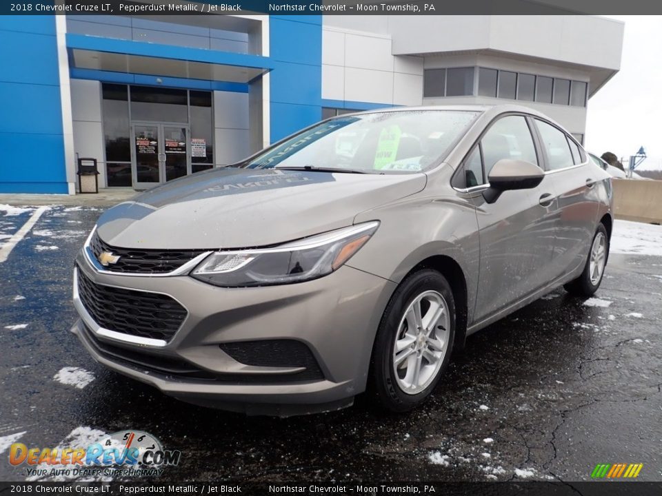 2018 Chevrolet Cruze LT Pepperdust Metallic / Jet Black Photo #2