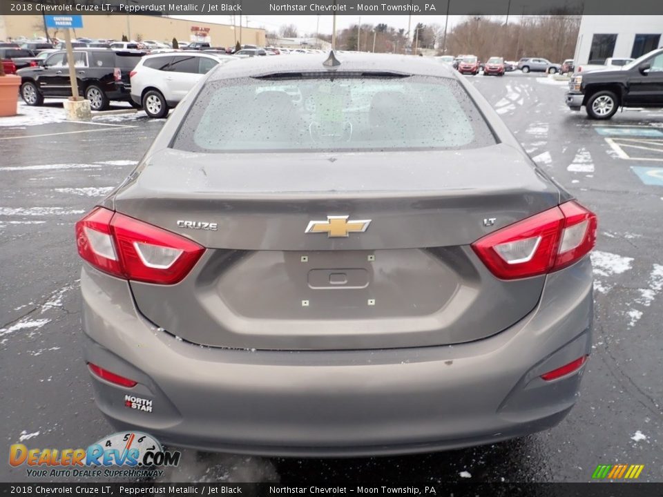 2018 Chevrolet Cruze LT Pepperdust Metallic / Jet Black Photo #6