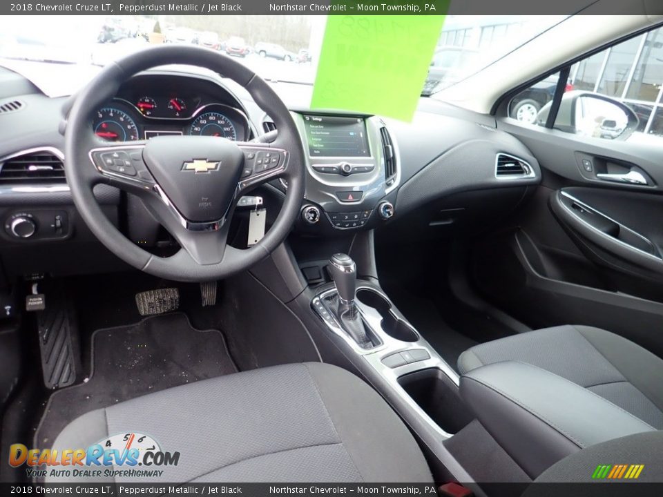 2018 Chevrolet Cruze LT Pepperdust Metallic / Jet Black Photo #22