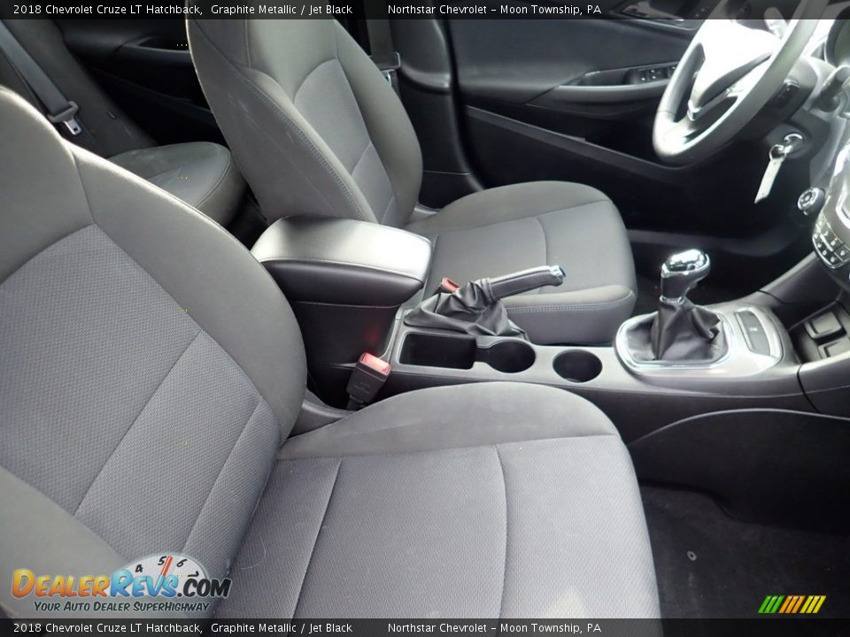 Front Seat of 2018 Chevrolet Cruze LT Hatchback Photo #15