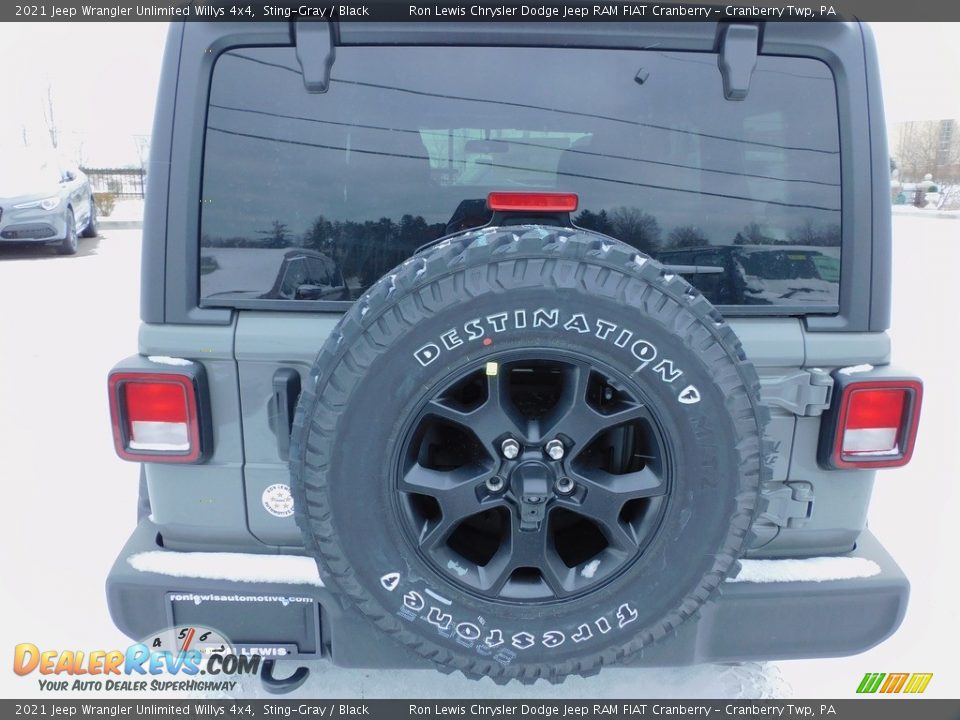 2021 Jeep Wrangler Unlimited Willys 4x4 Sting-Gray / Black Photo #6