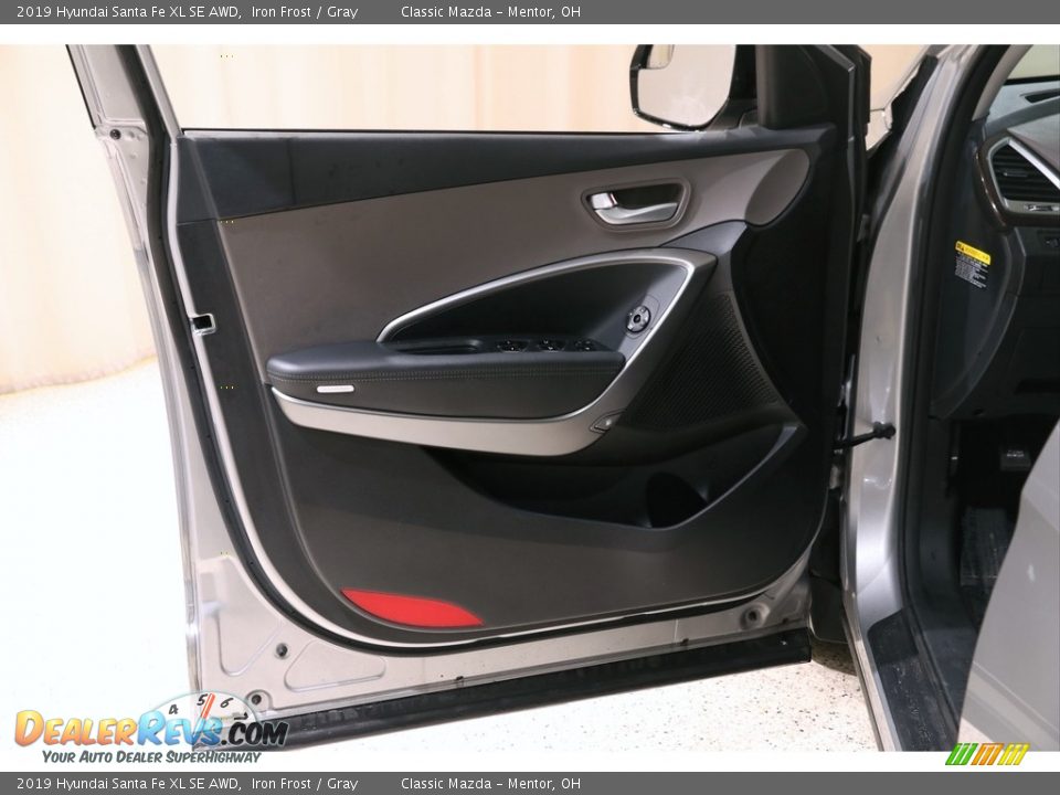 2019 Hyundai Santa Fe XL SE AWD Iron Frost / Gray Photo #4