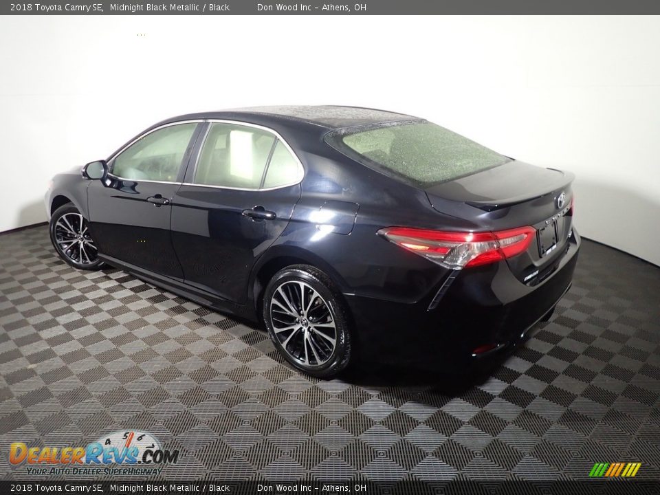 2018 Toyota Camry SE Midnight Black Metallic / Black Photo #12
