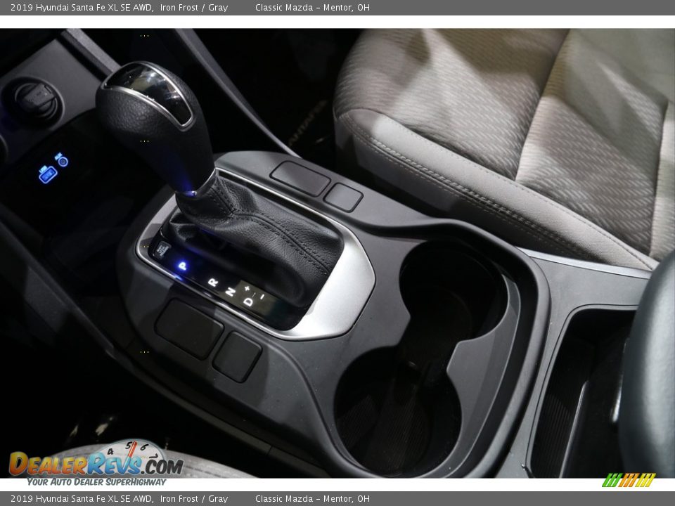 2019 Hyundai Santa Fe XL SE AWD Shifter Photo #18