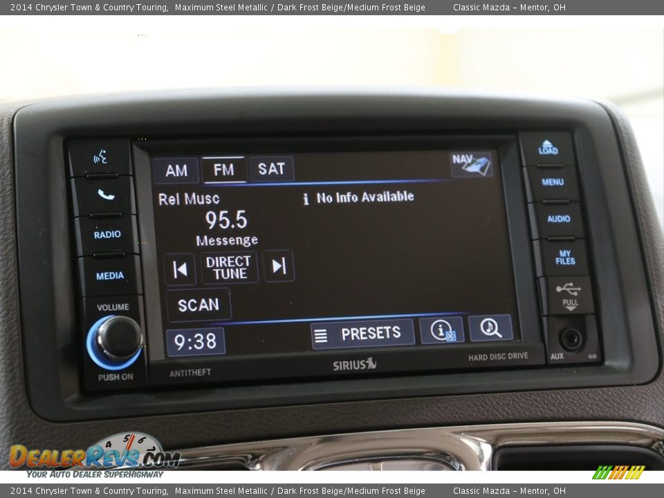 2014 Chrysler Town & Country Touring Maximum Steel Metallic / Dark Frost Beige/Medium Frost Beige Photo #10