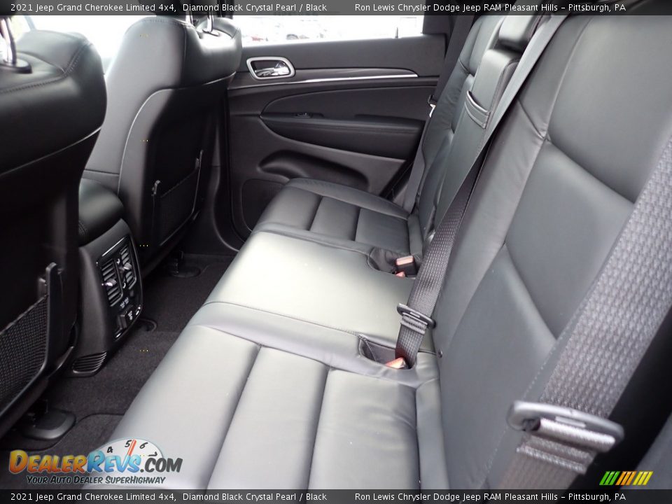 2021 Jeep Grand Cherokee Limited 4x4 Diamond Black Crystal Pearl / Black Photo #12