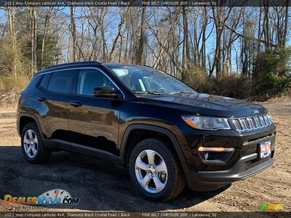 2021 Jeep Compass Latitude 4x4 Diamond Black Crystal Pearl / Black Photo #1