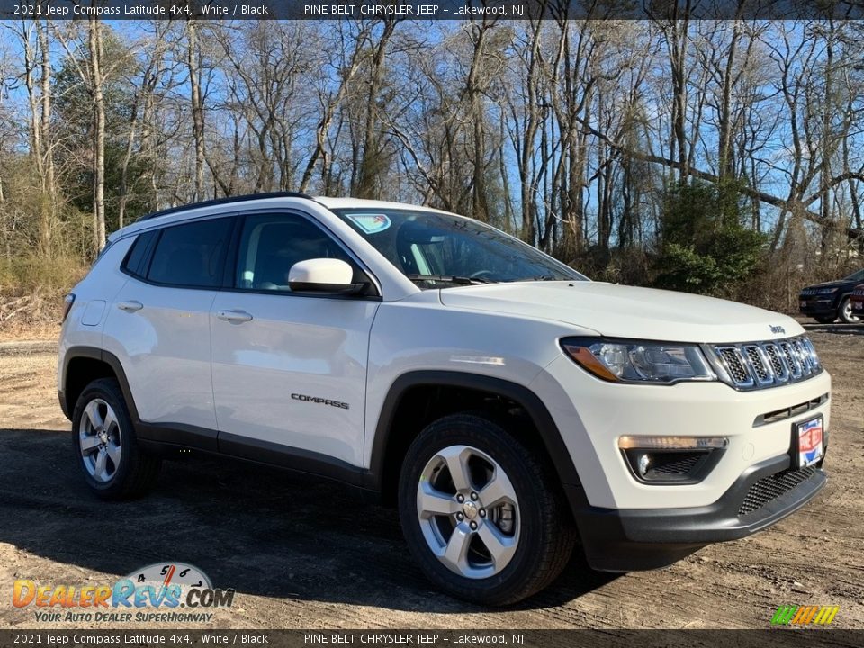 2021 Jeep Compass Latitude 4x4 White / Black Photo #1