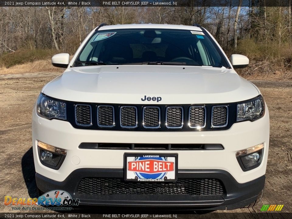 2021 Jeep Compass Latitude 4x4 White / Black Photo #3