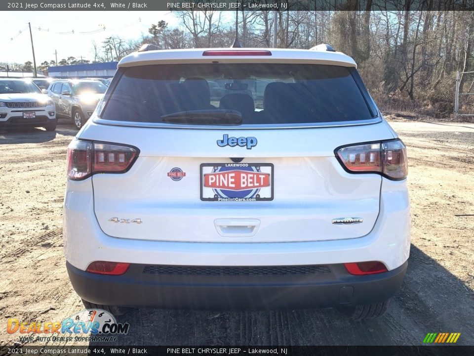 2021 Jeep Compass Latitude 4x4 White / Black Photo #7