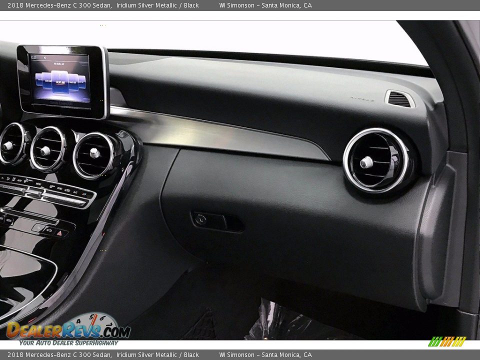 2018 Mercedes-Benz C 300 Sedan Iridium Silver Metallic / Black Photo #16
