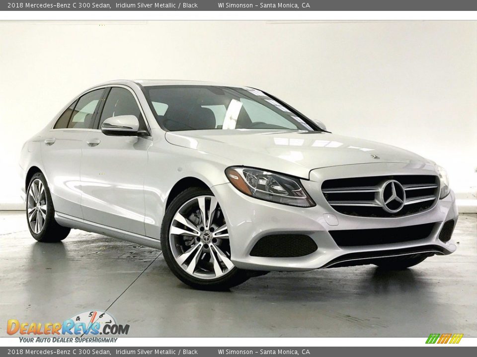 Front 3/4 View of 2018 Mercedes-Benz C 300 Sedan Photo #34