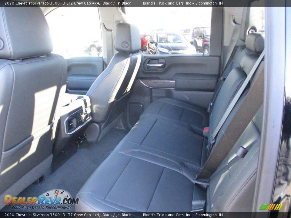 2020 Chevrolet Silverado 3500HD LTZ Crew Cab 4x4 Black / Jet Black Photo #8