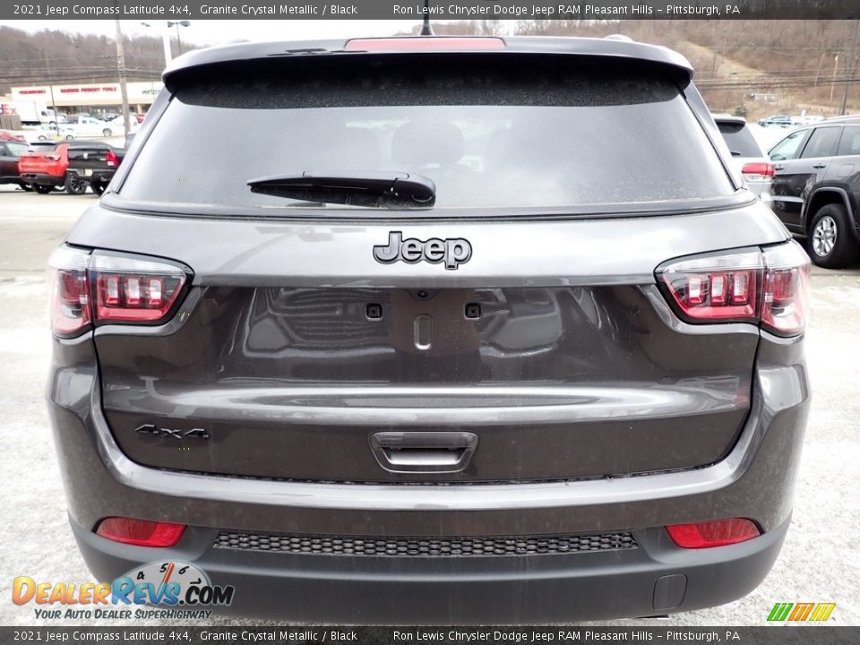 2021 Jeep Compass Latitude 4x4 Granite Crystal Metallic / Black Photo #4