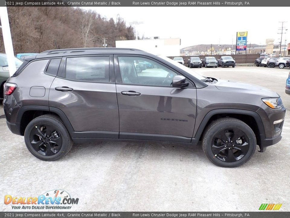 2021 Jeep Compass Latitude 4x4 Granite Crystal Metallic / Black Photo #7