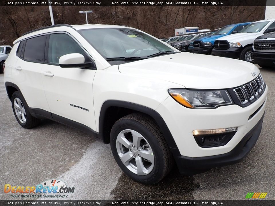 2021 Jeep Compass Latitude 4x4 White / Black/Ski Gray Photo #8