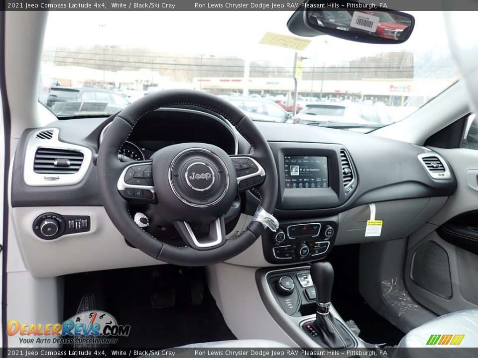 2021 Jeep Compass Latitude 4x4 White / Black/Ski Gray Photo #13