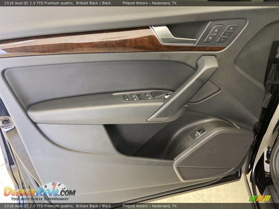 2018 Audi Q5 2.0 TFSI Premium quattro Brilliant Black / Black Photo #9